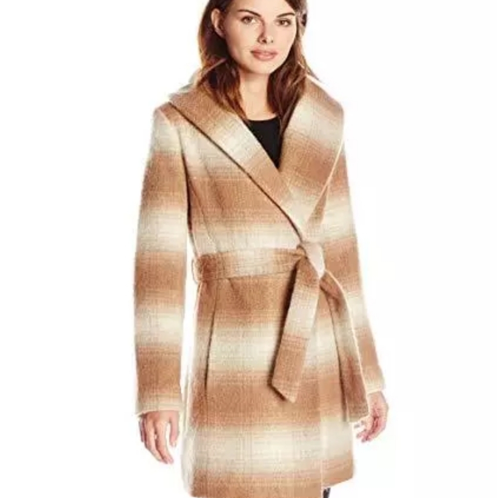 GORGEOUS plaid mohair Jessica Simpson coat